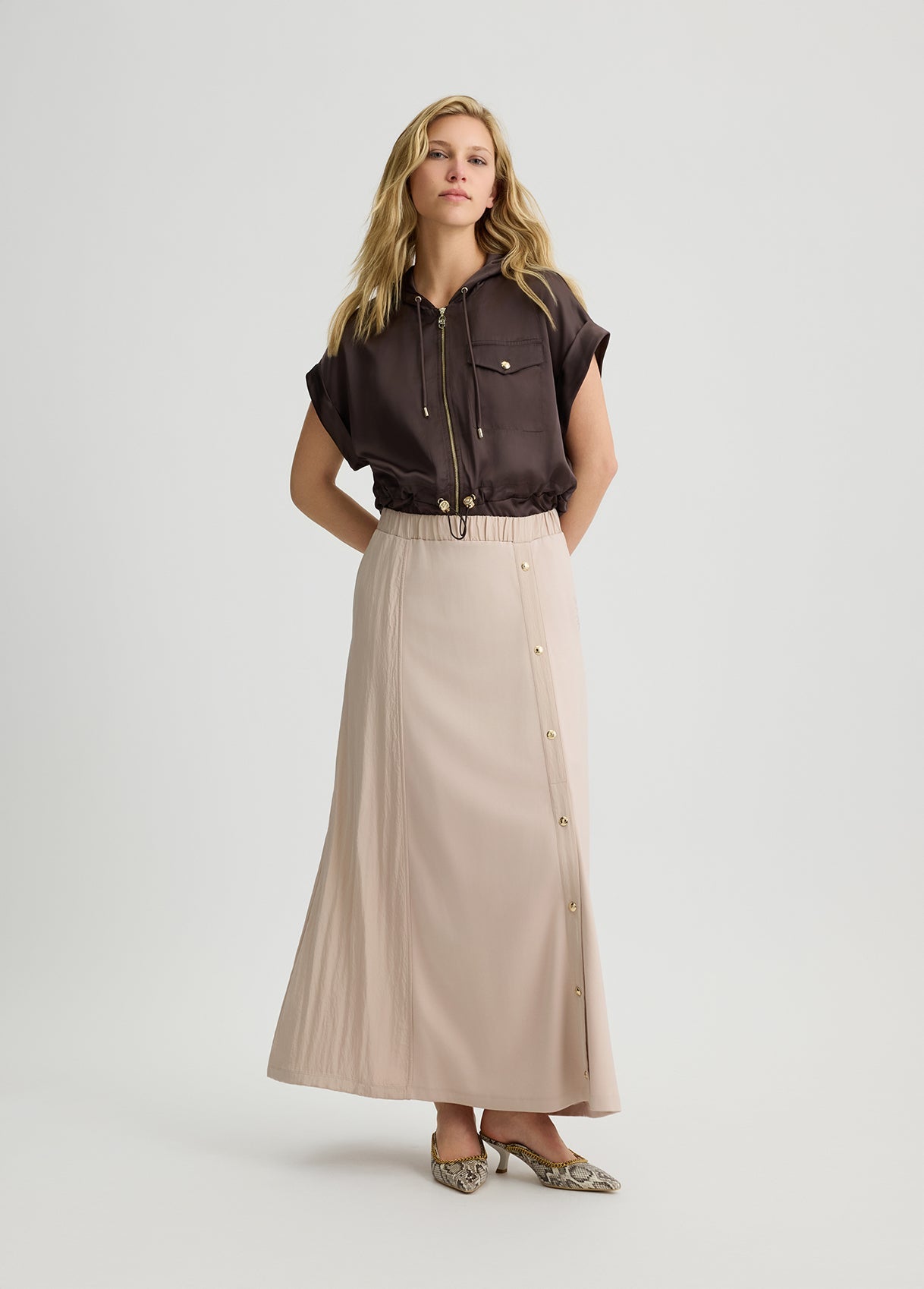 TA5223J594241305XXS-beige