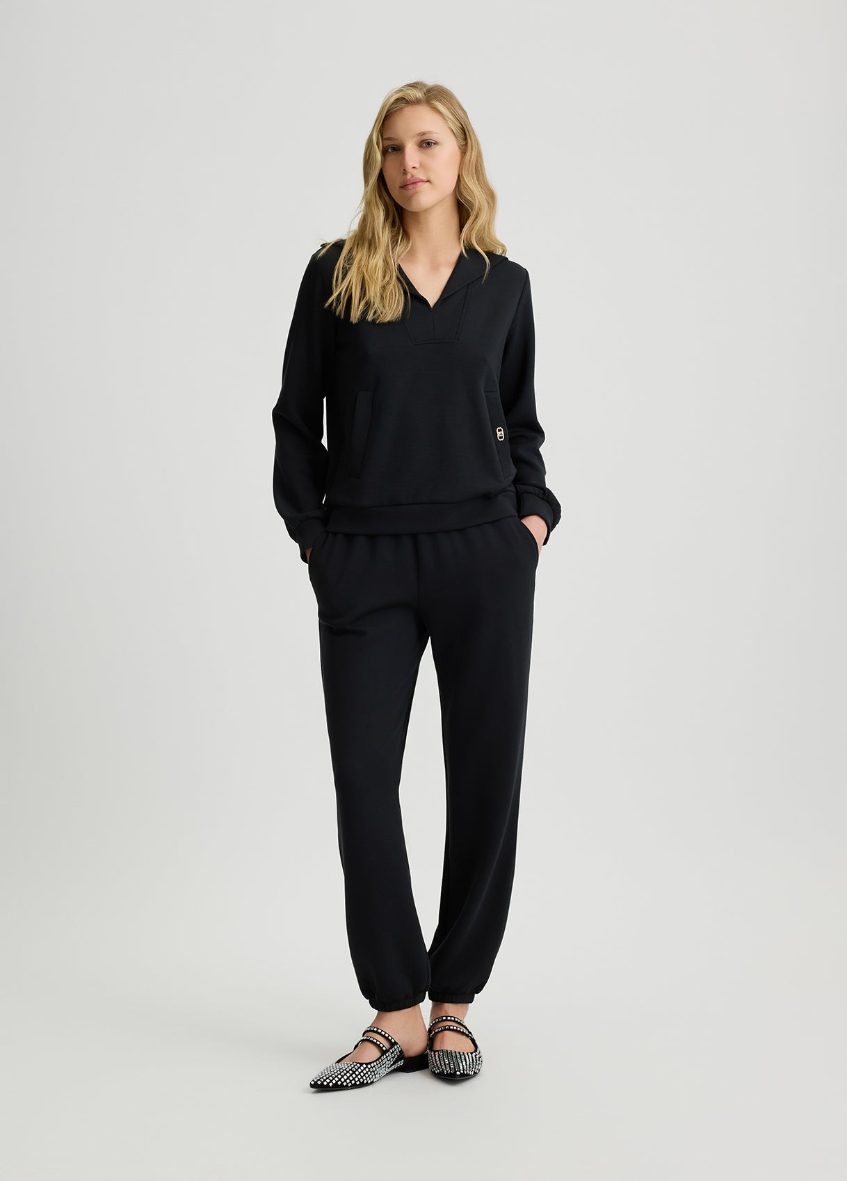 TA5250J486922222XXS-black