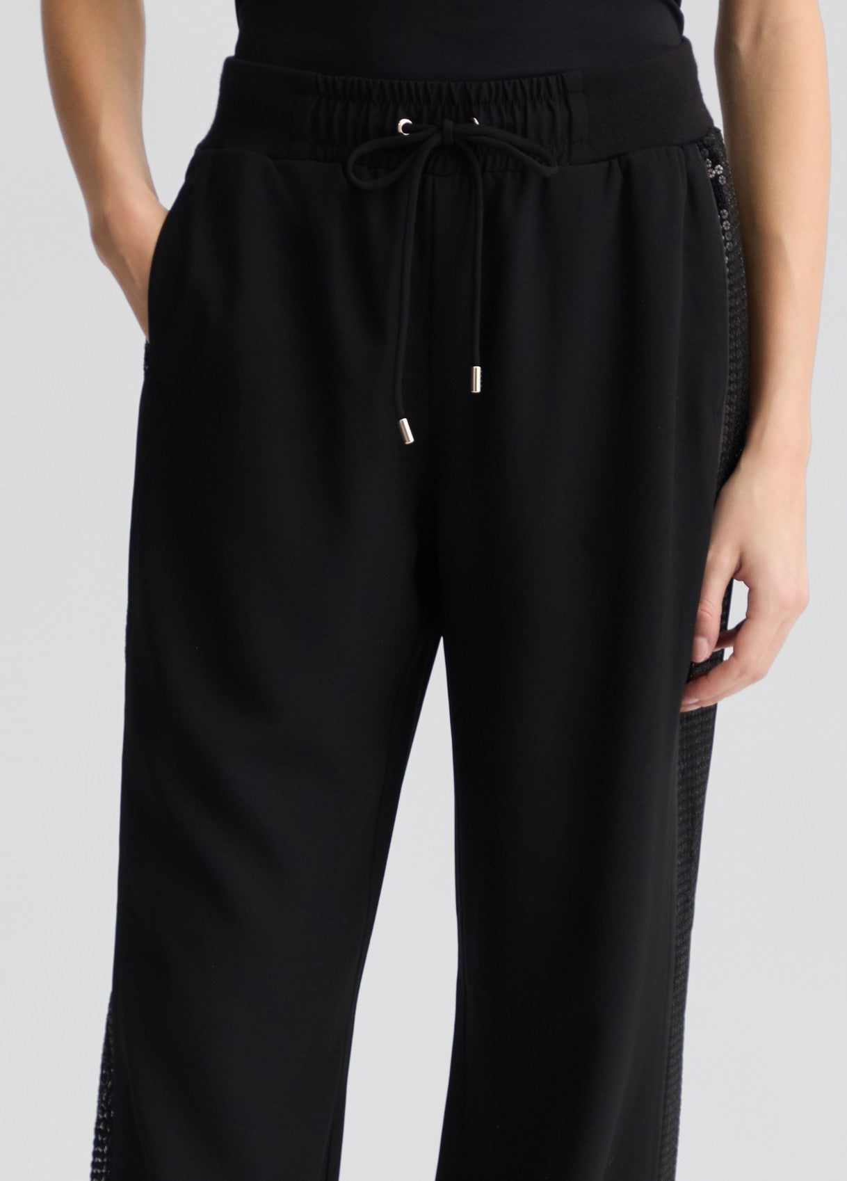 TA5264TS42303195XXS-black