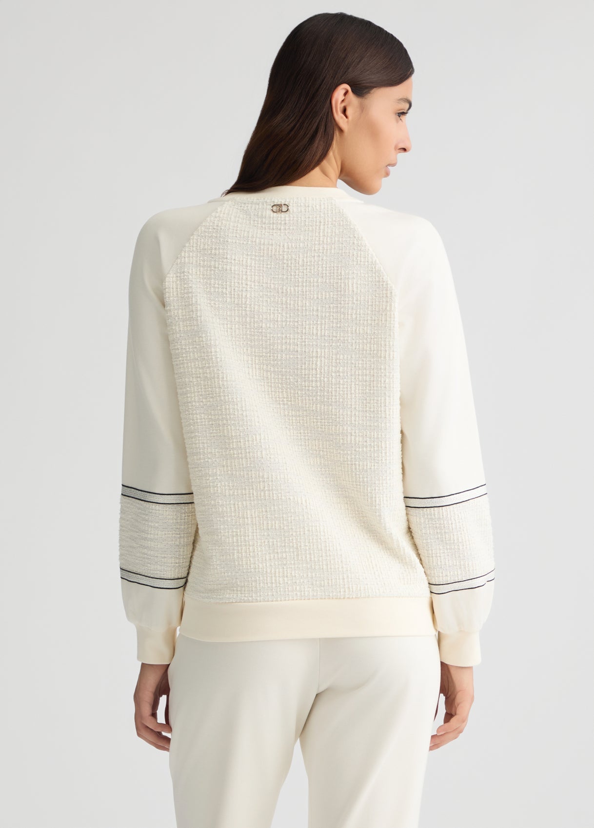 TA5291J489410105XXS-white