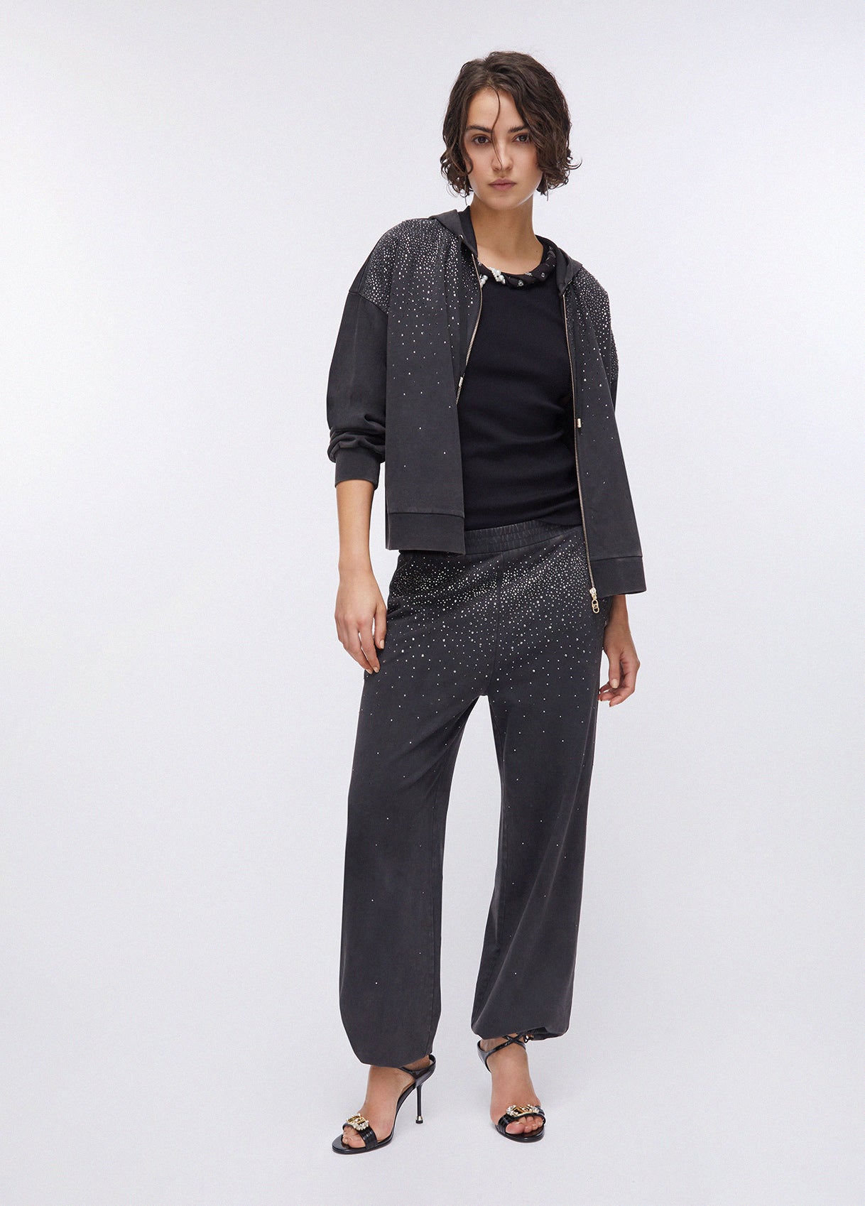 TA6196JS008P9282XXS-black