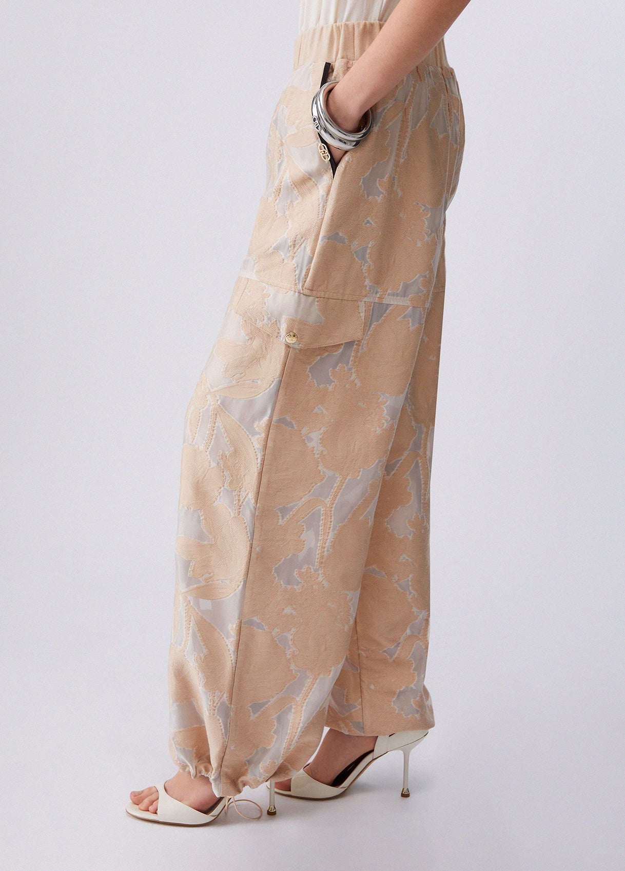 TA6201T345AC3884XXS-beige
