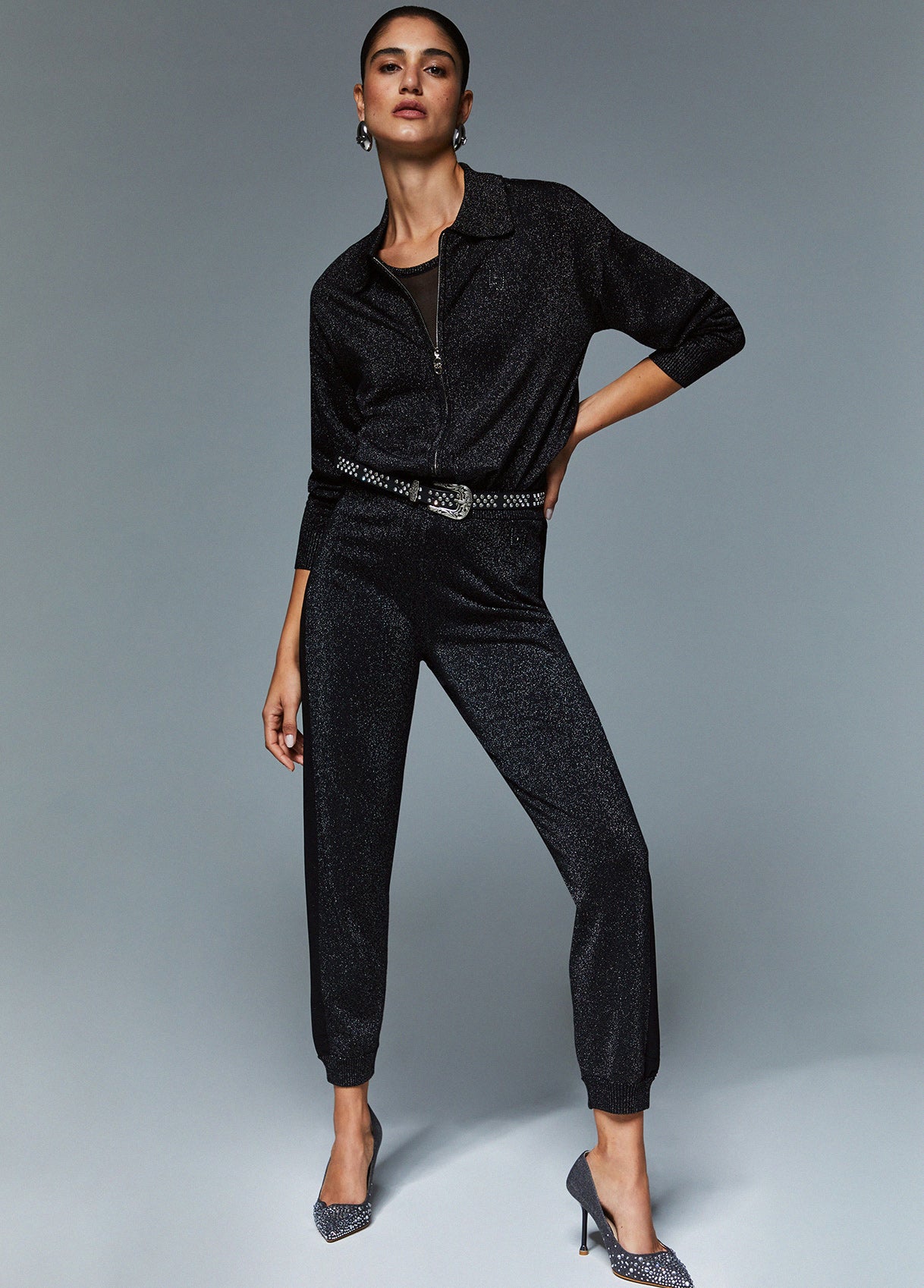 TA6246MS49I04858XXS-black