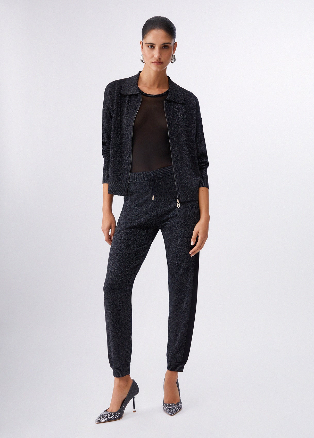 TA6246MS49I04858XXS-black