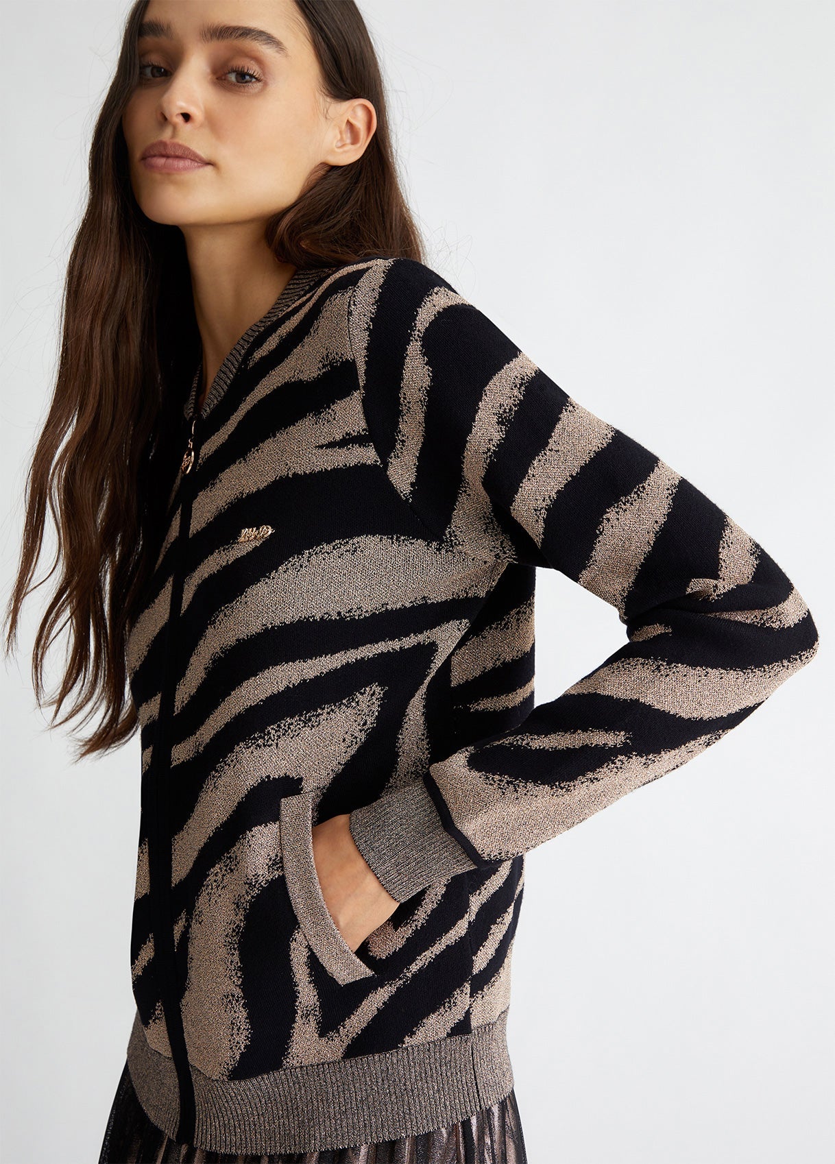 TF4103MS49IA4268XXS-black