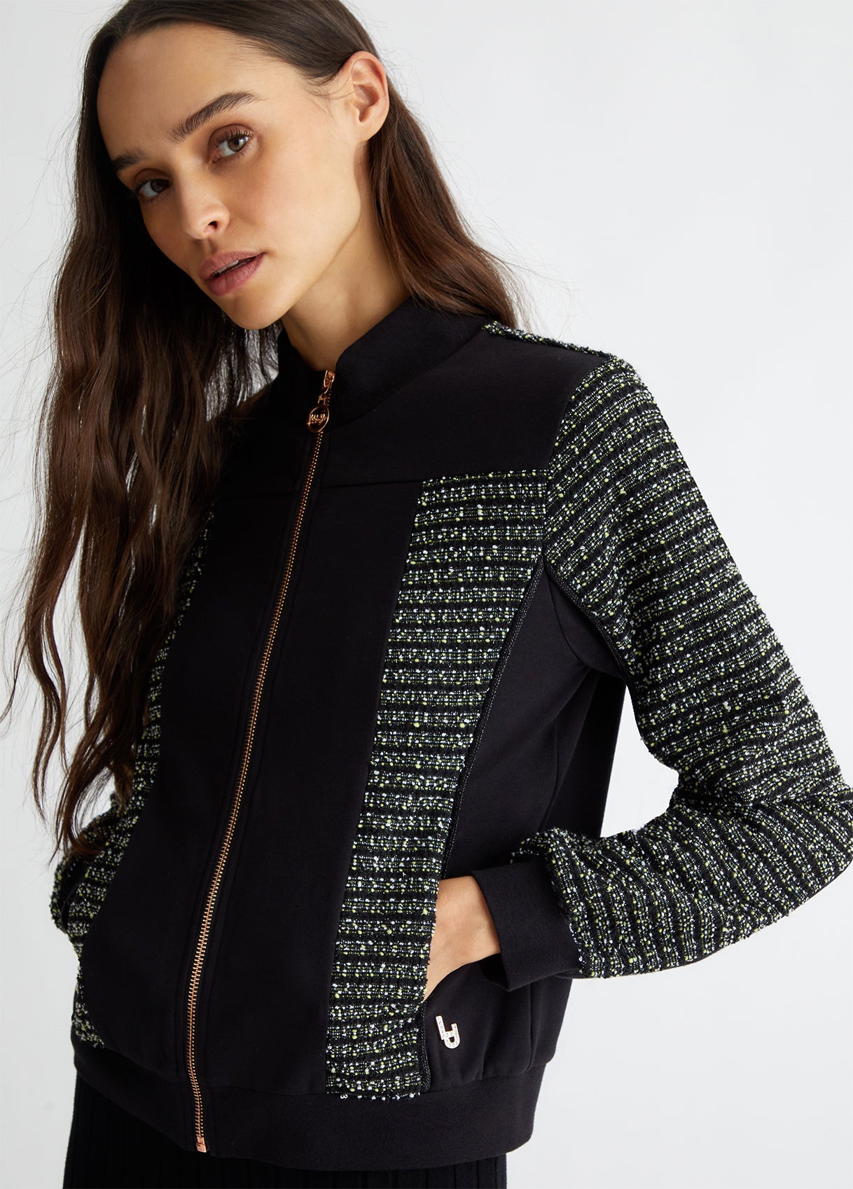 TF4181J4523N9501XXS-black