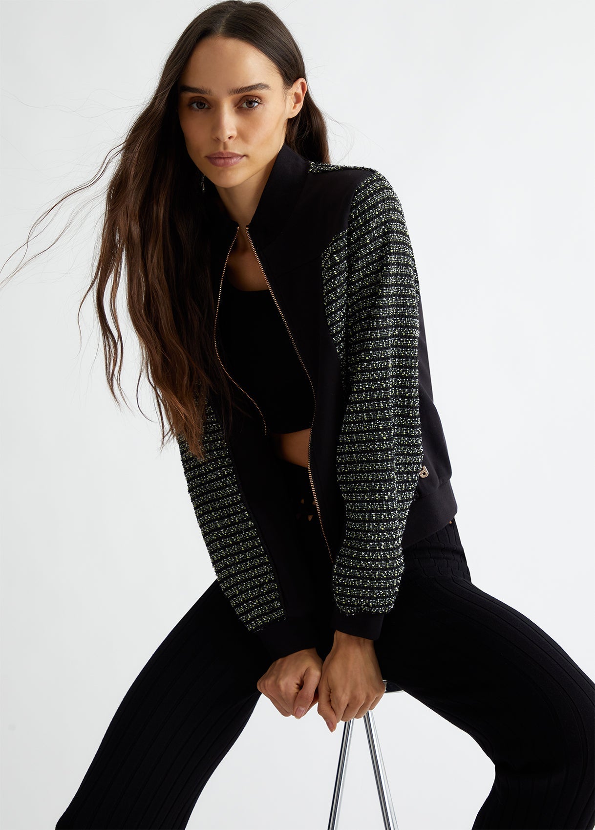 TF4181J4523N9501XXS-black