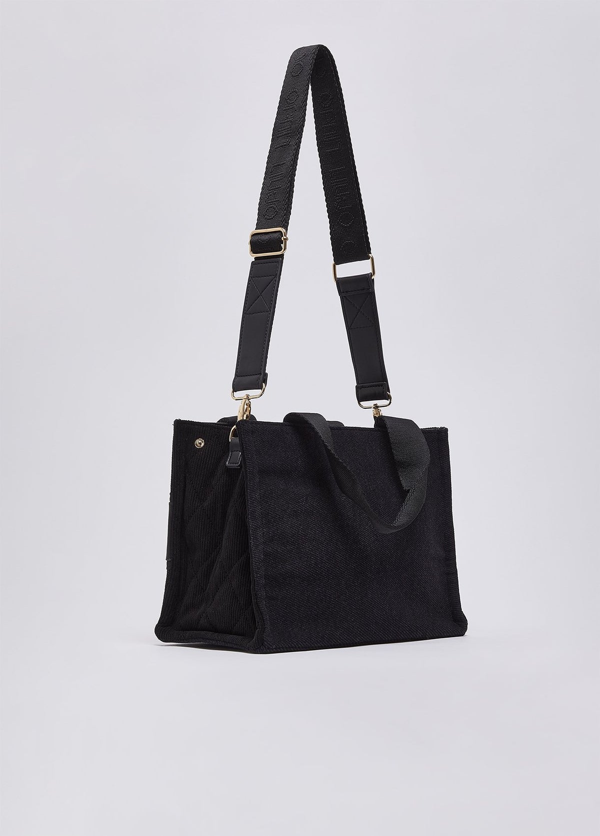 TF6215T758A22222T.U.-black