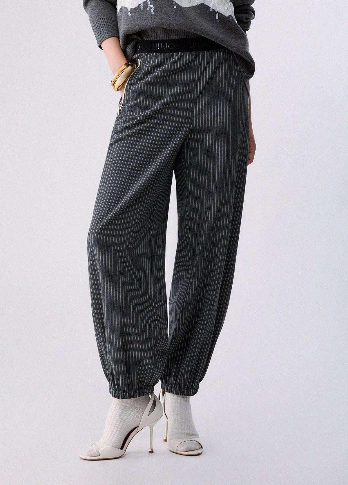 TF6225T691AD3031XXS-grey