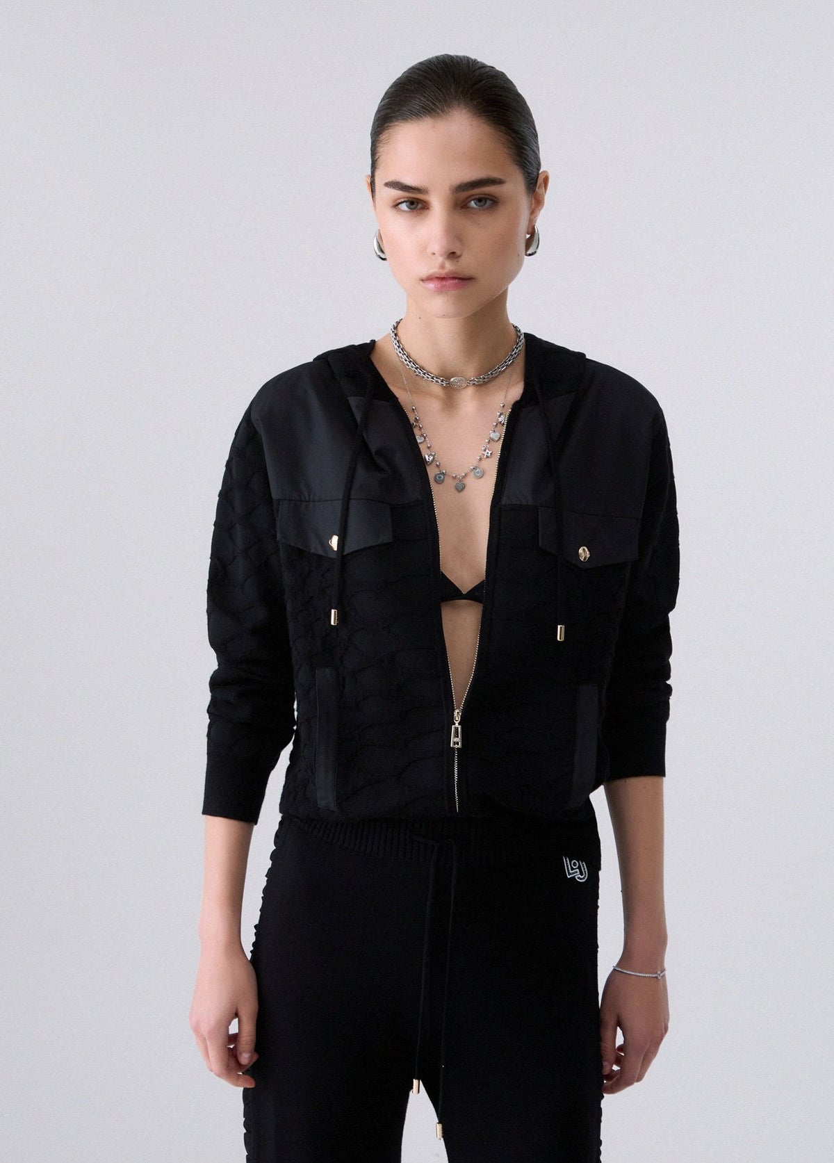 TF6228MS49I22222XXS-black