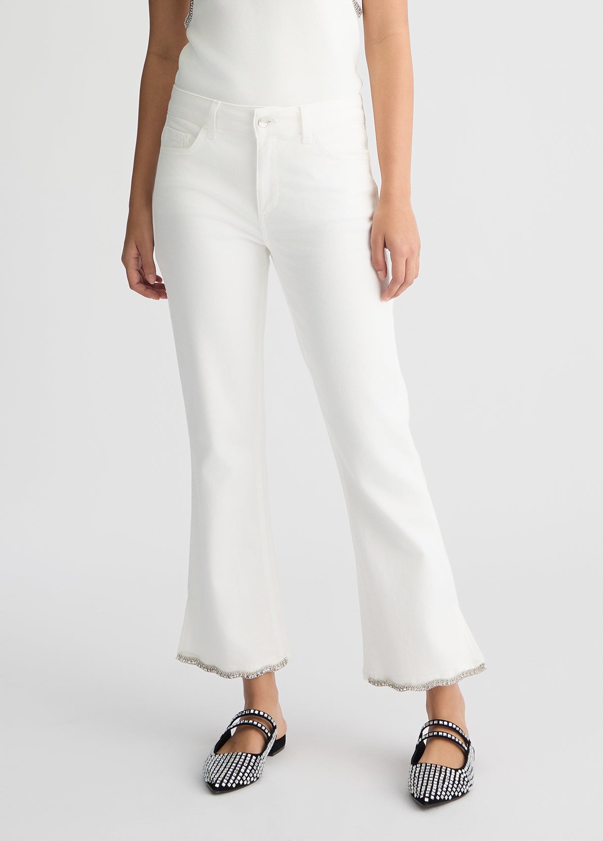 UA5141T18161070124-white wool