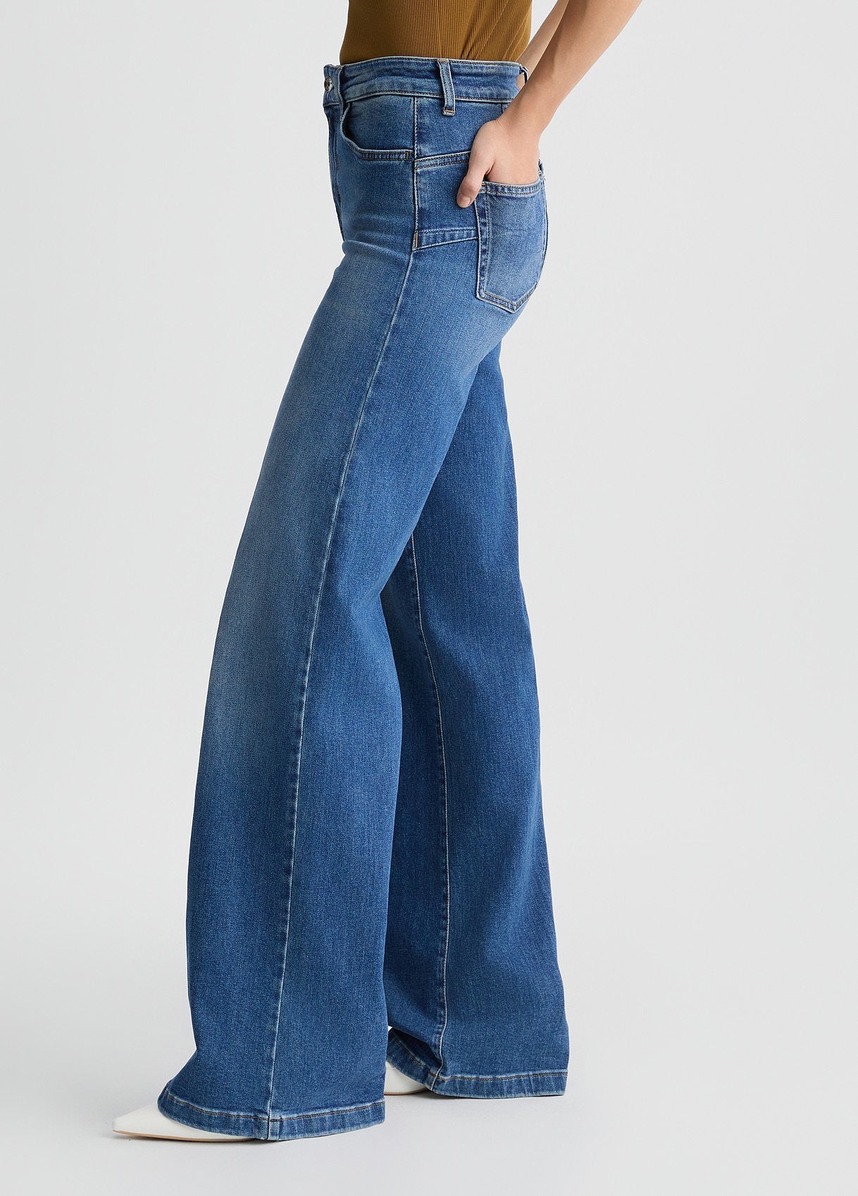 UA5279D49887889924-blue denim