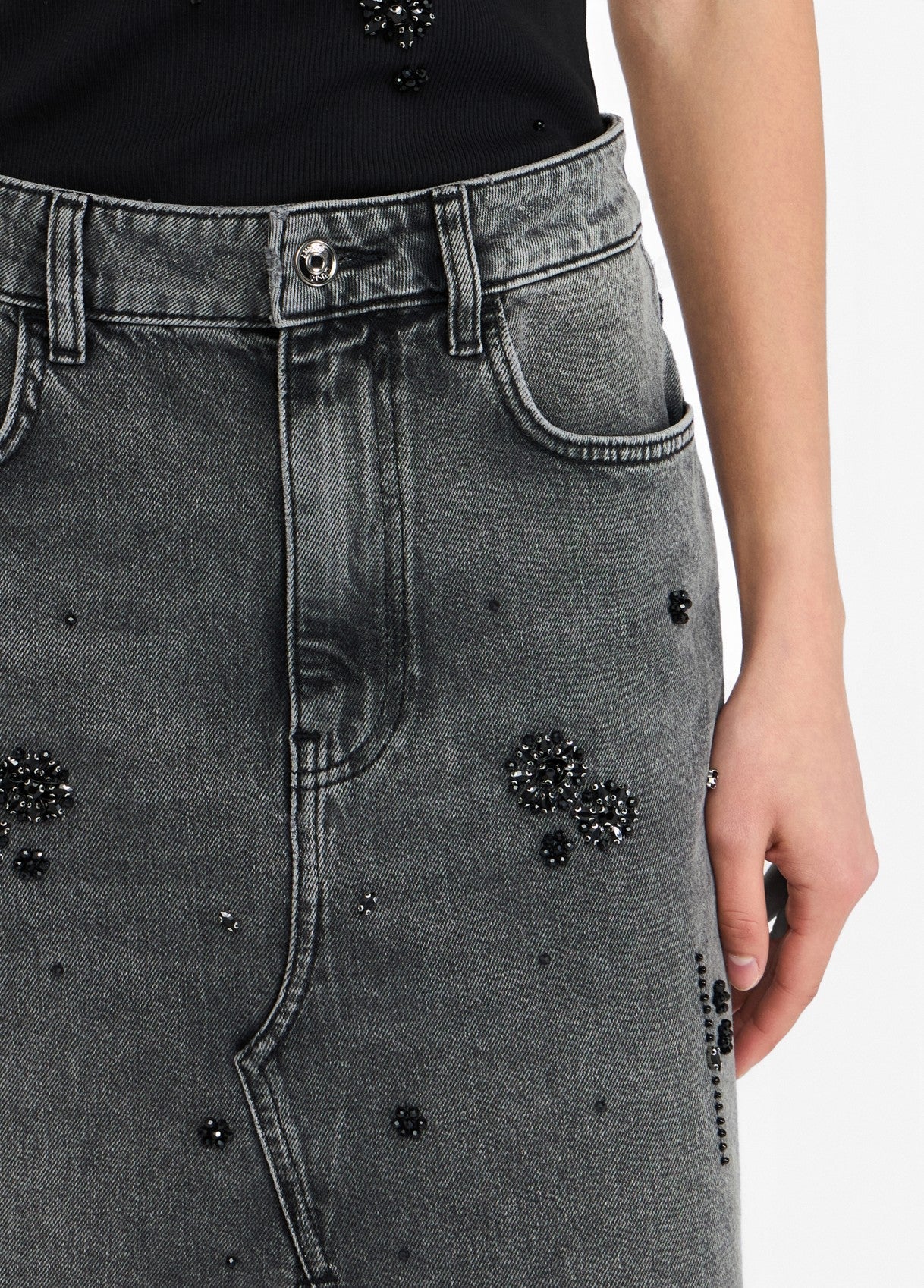 UF5112D48548745524-black denim