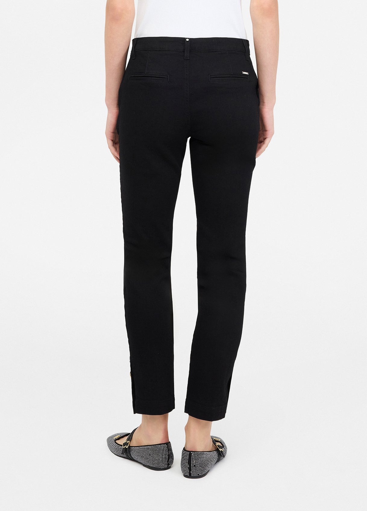 UF5155D02758741124-black denim