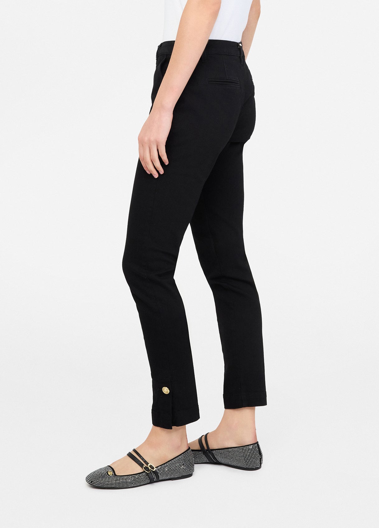 UF5155D02758741124-black denim