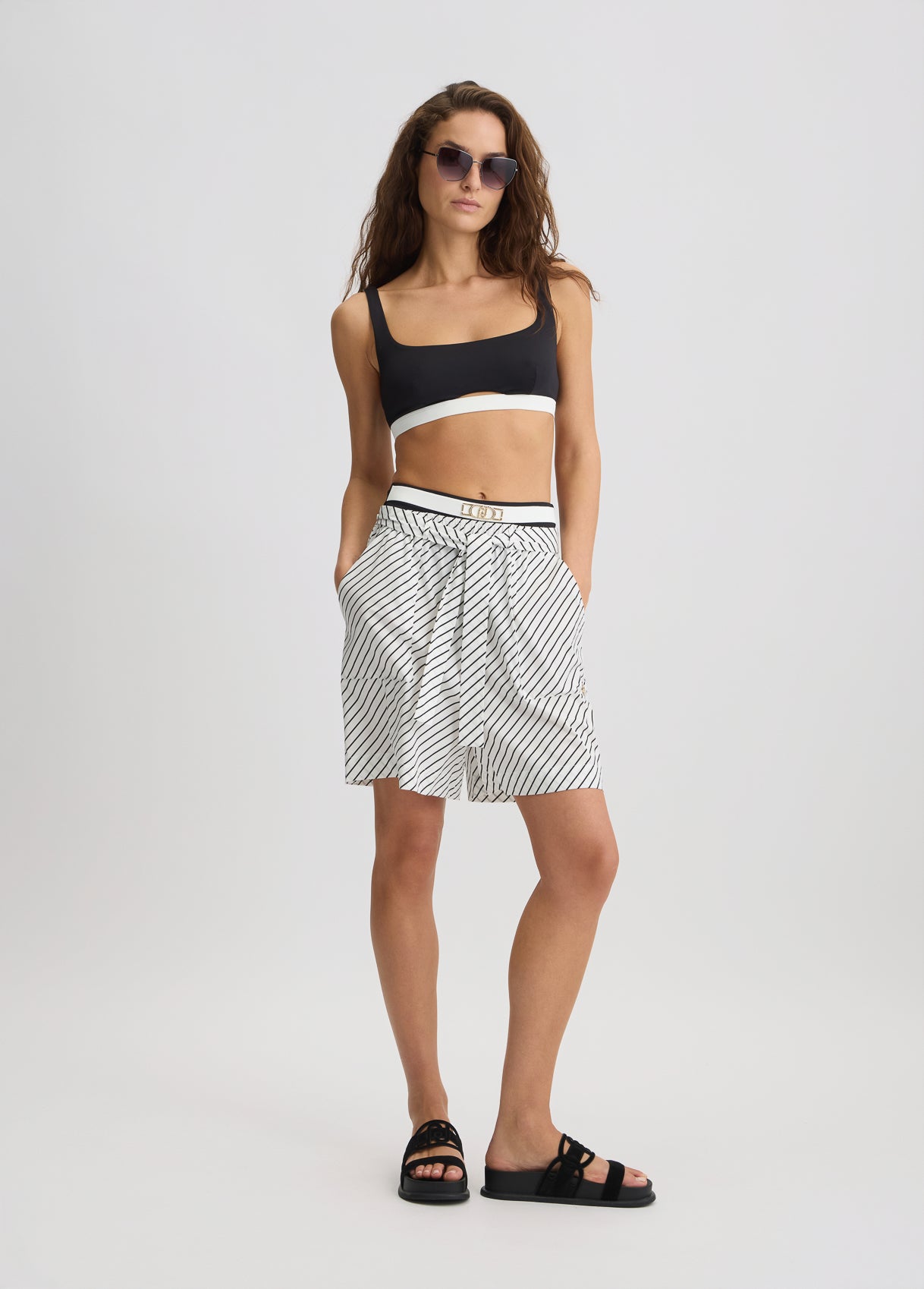 VA5075J6447090962B-black