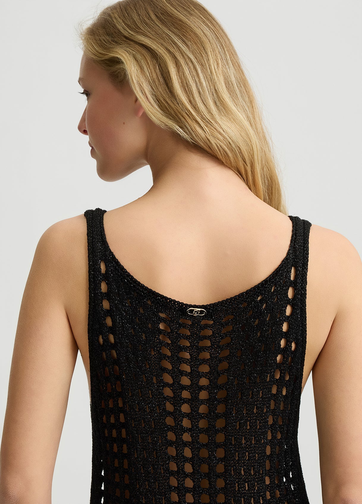 VA5181MA70D04858S-black