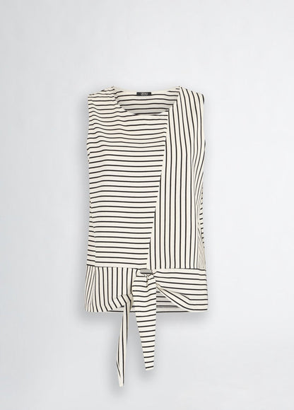 VA5183J4909M9172S-black and white stripes