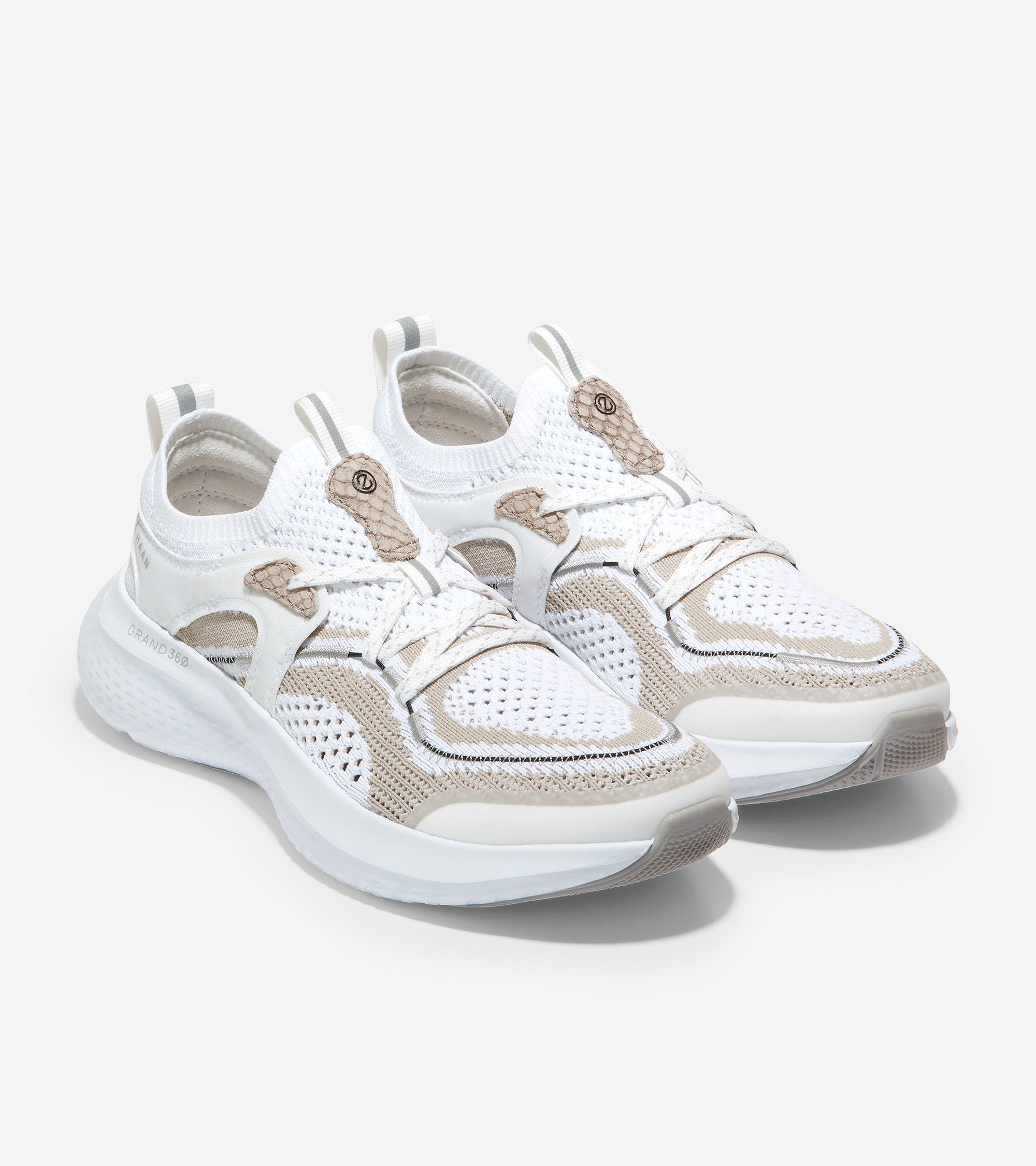 w25243-ZERØGRAND Outpace 2 Running Shoe-White-Dove Stitchlite™