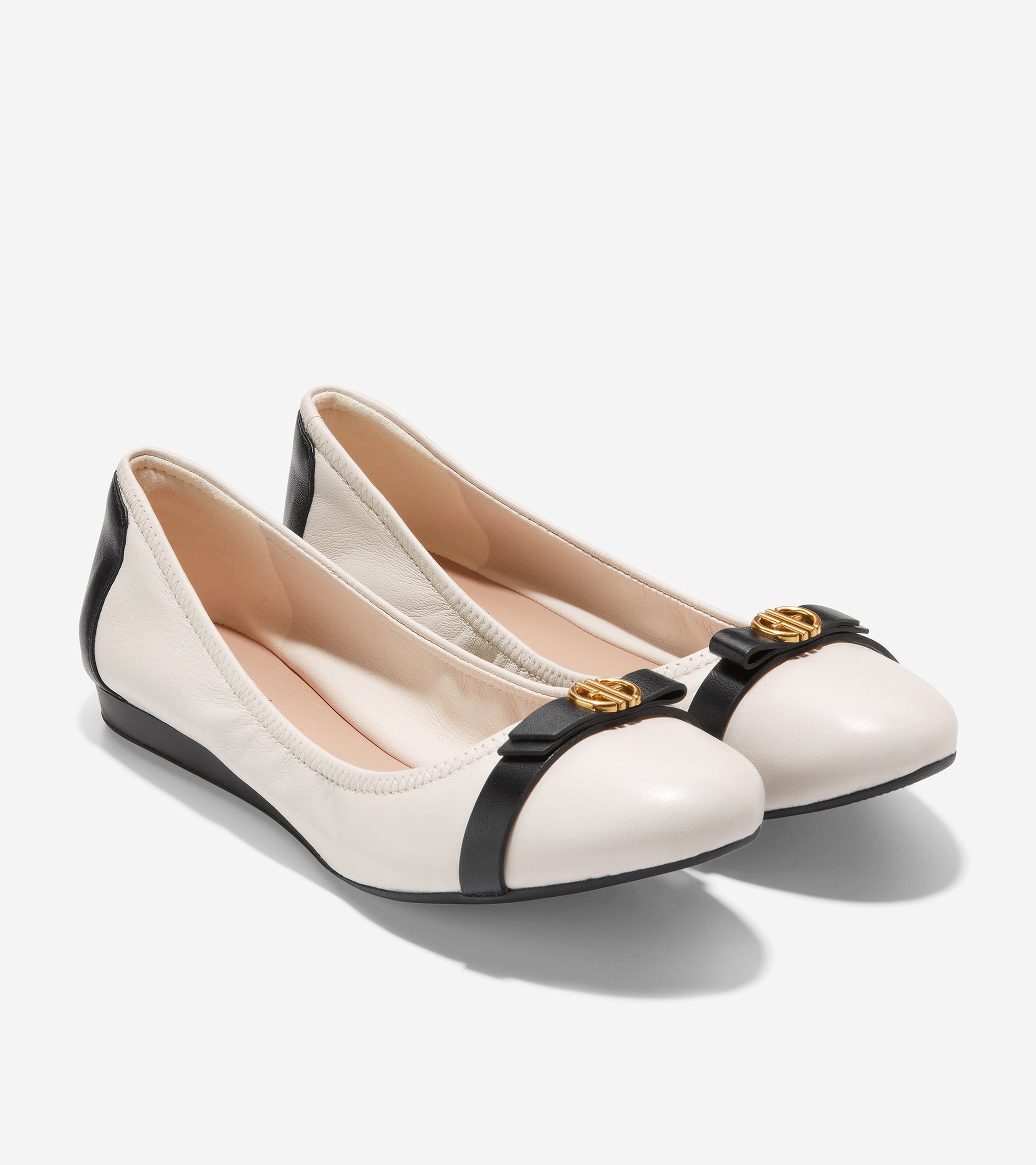 w26820-Women's Tova Bow Ballet-Ivory-Black