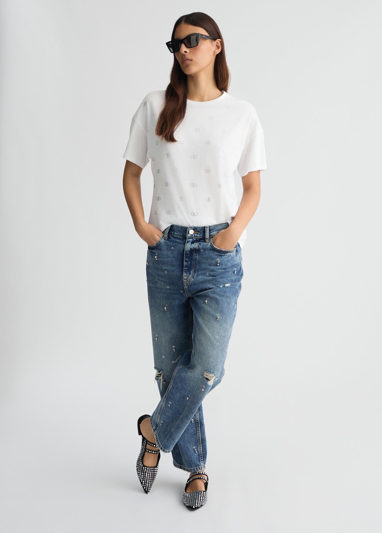 WA5147JS923M9497S-white monogram