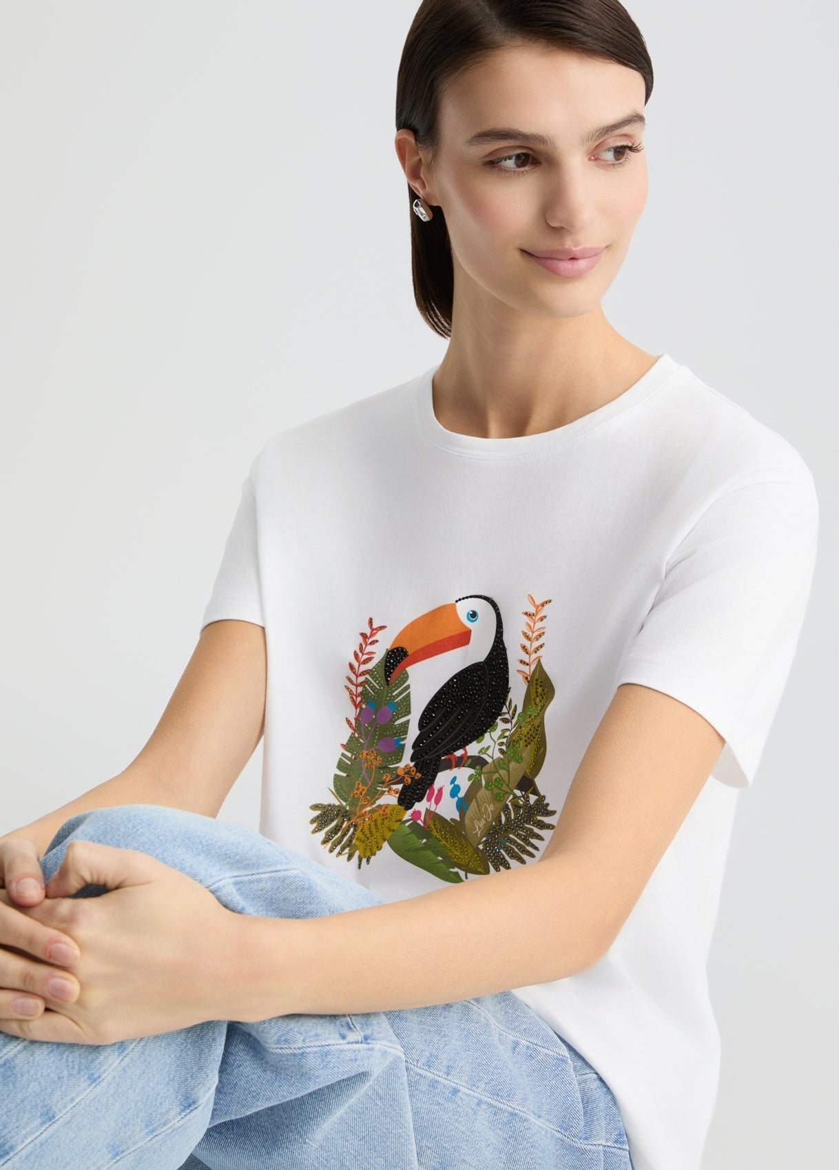 WA5230JS904M9671XS-white/toucan