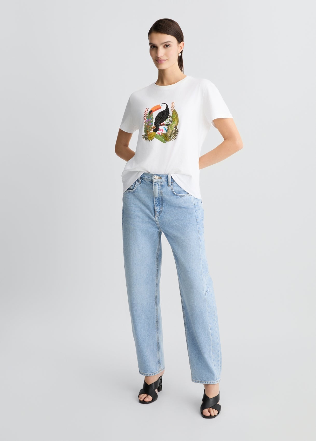 WA5230JS904M9671XS-white/toucan