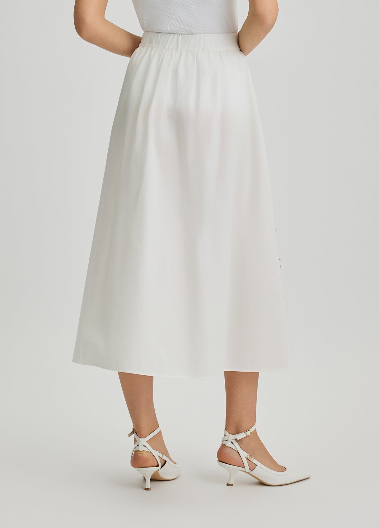 WA5258T48532030436-white