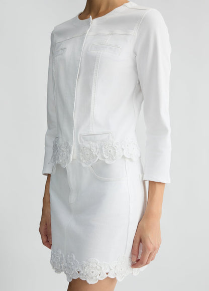 WA5456T4033M960338-white with embroidery