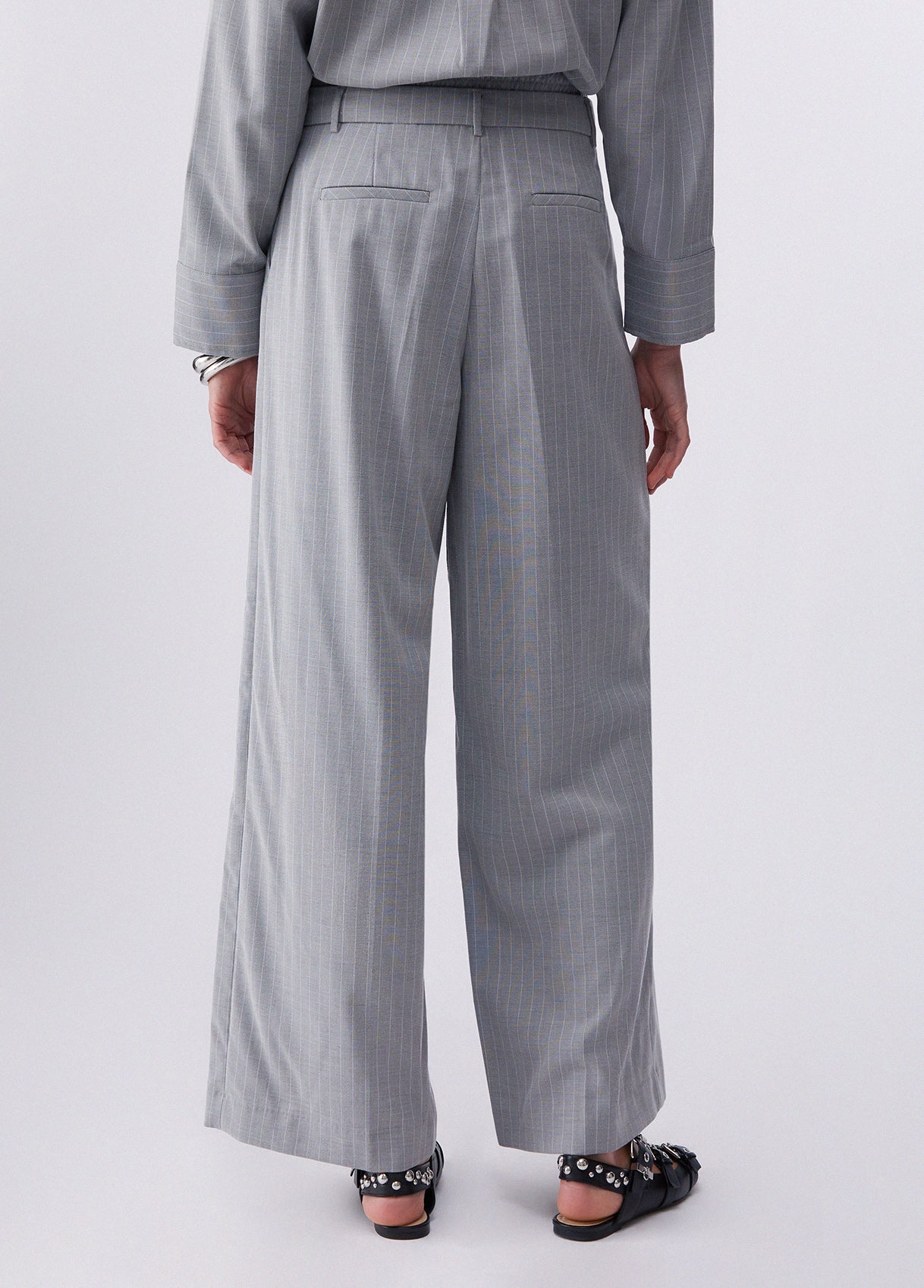 WA6099T349AP968636-grey pinstripe