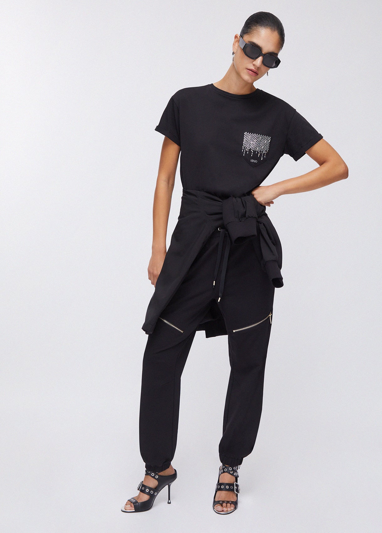 WA6372JS923P9392XS-black
