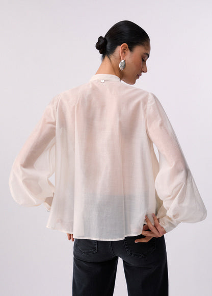 WA6379T435A1060538-white