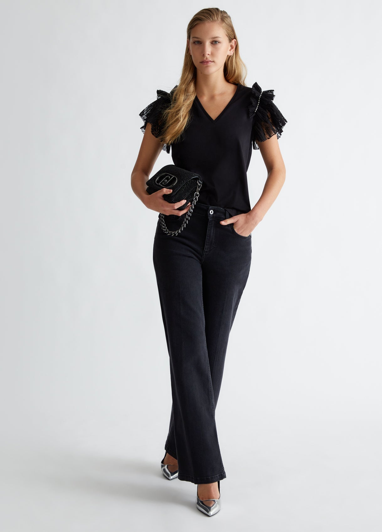 WF4262J590422222XS-black