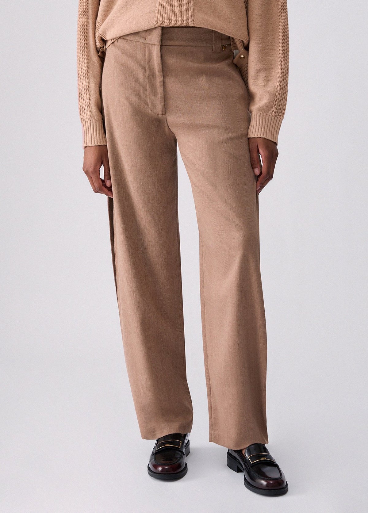 WF6087T732AL917936-beige