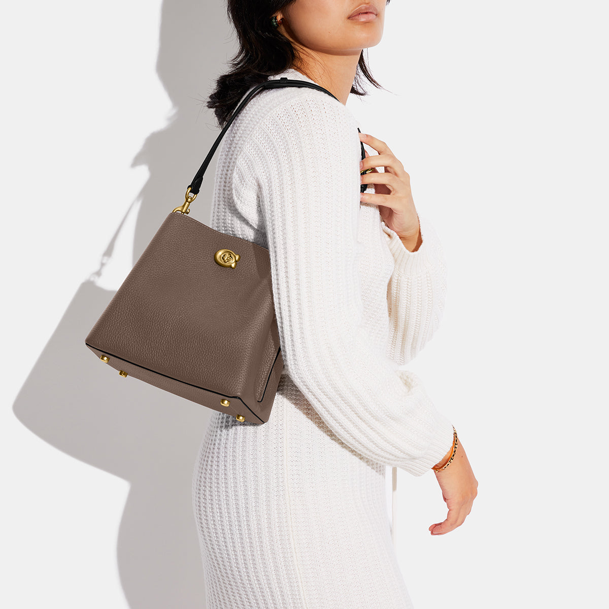 C3766-Willow Bucket Bag In Colorblock-B4/Dark Stone