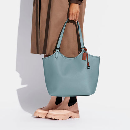 C6337-Day Tote-V5/Sage