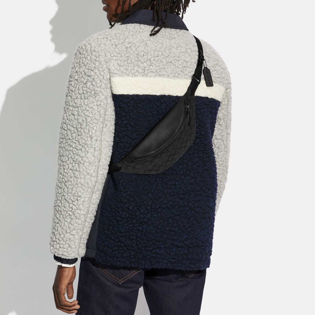 C7700-Charter Belt Bag 7 In Signature Canvas-Charcoal