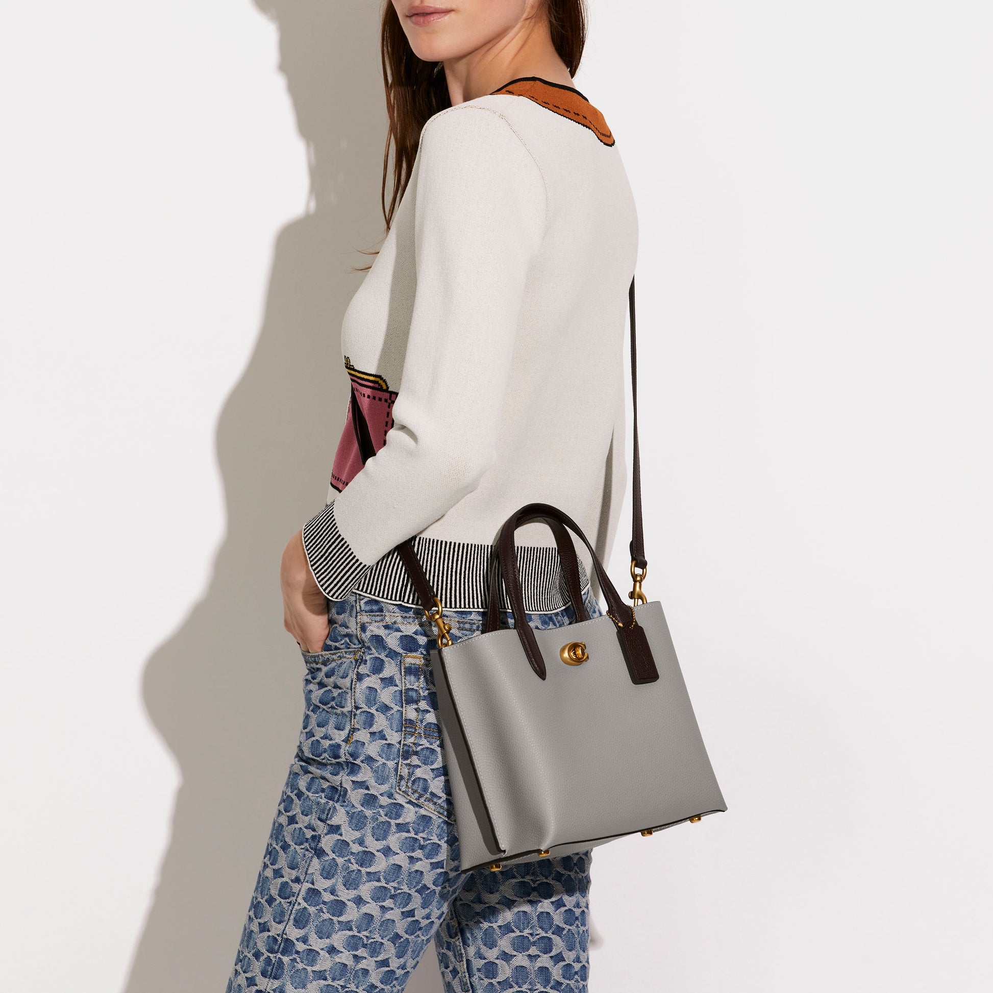 C9092-WILLOW TOTE BAG 24 IN COLORBLOCK WITH SIGNATURE CANVAS INTERIOR-B4/Dove Grey Multi