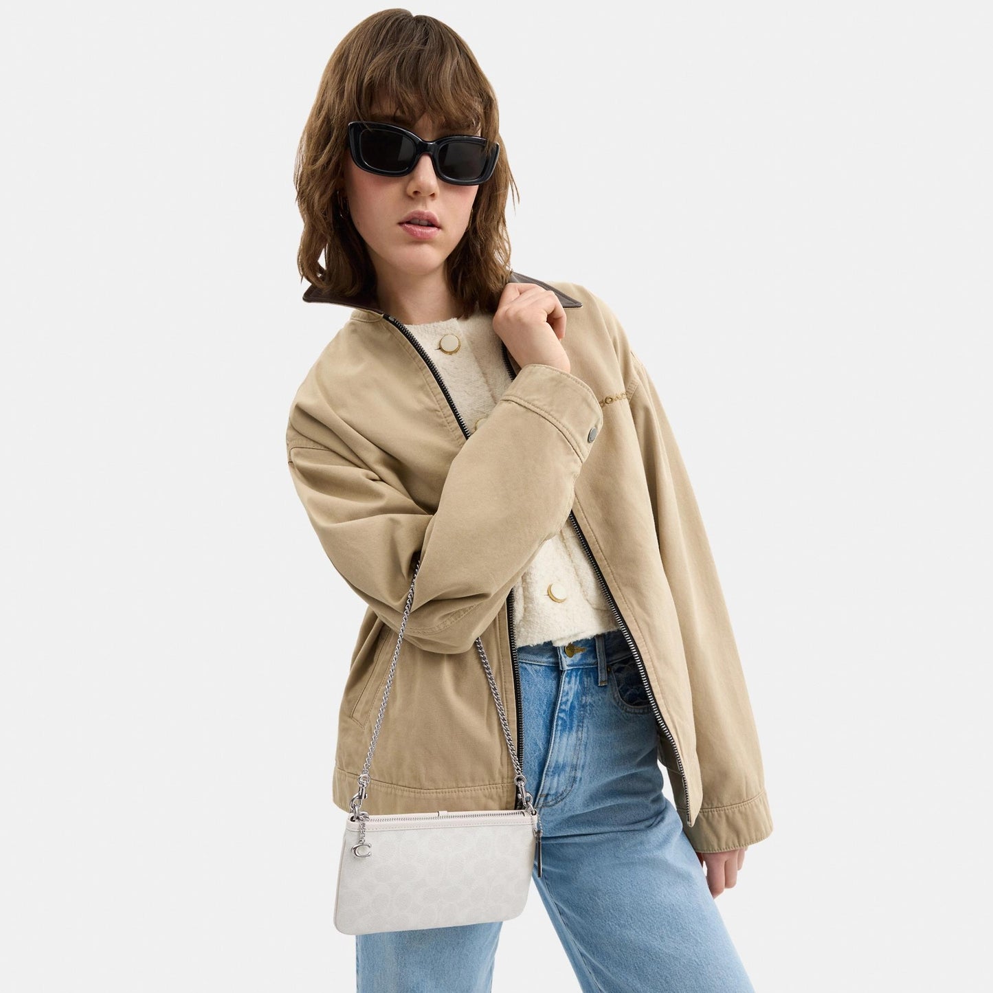 CAF88-POUCH BAG IN SIGNATURE CANVAS-LH/White Chalk