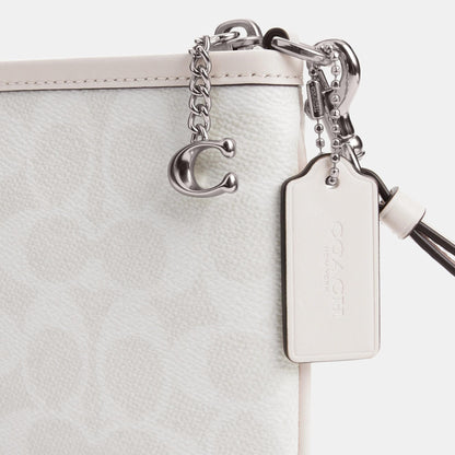 CAF88-POUCH BAG IN SIGNATURE CANVAS-LH/White Chalk