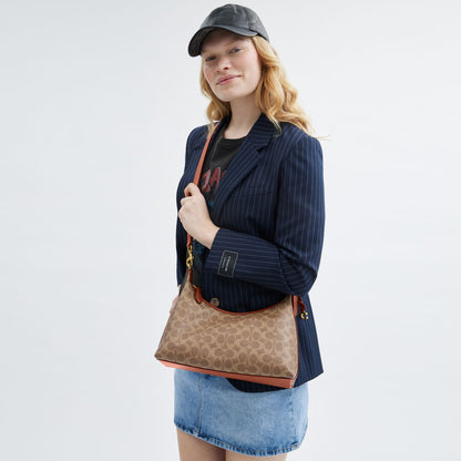 CAM23-JULIET SHOULDER BAG IN SIGNATURE CANVAS-B4/Tan Caramel