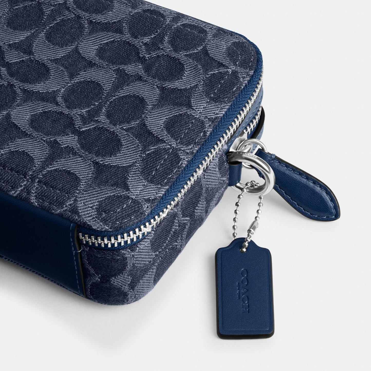 CAM69-CHARTER CROSSBODY BAG 19 IN SIGNATURE DENIM-Deep Blue