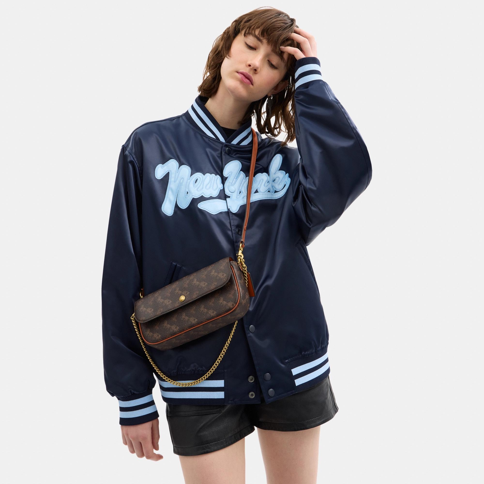 CAN92-BROOK FLAP CHAIN BAG WITH HORSE AND CARRIAGE PRINT-B4/Truffle Burnished Amber