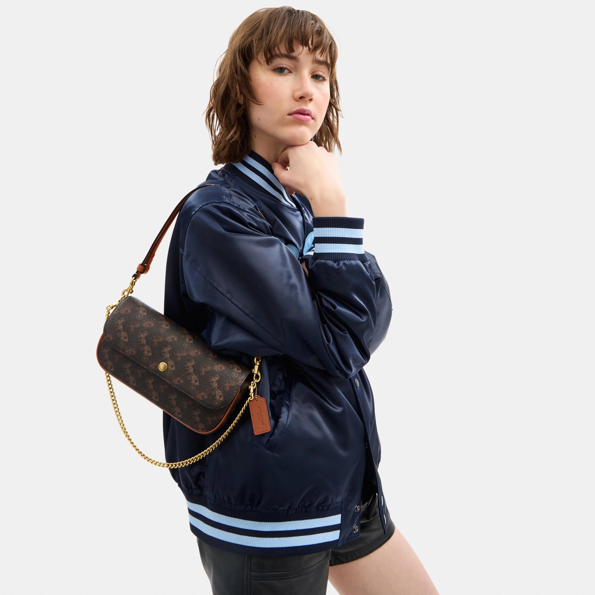 CAN92-BROOK FLAP CHAIN BAG WITH HORSE AND CARRIAGE PRINT-B4/Truffle Burnished Amber