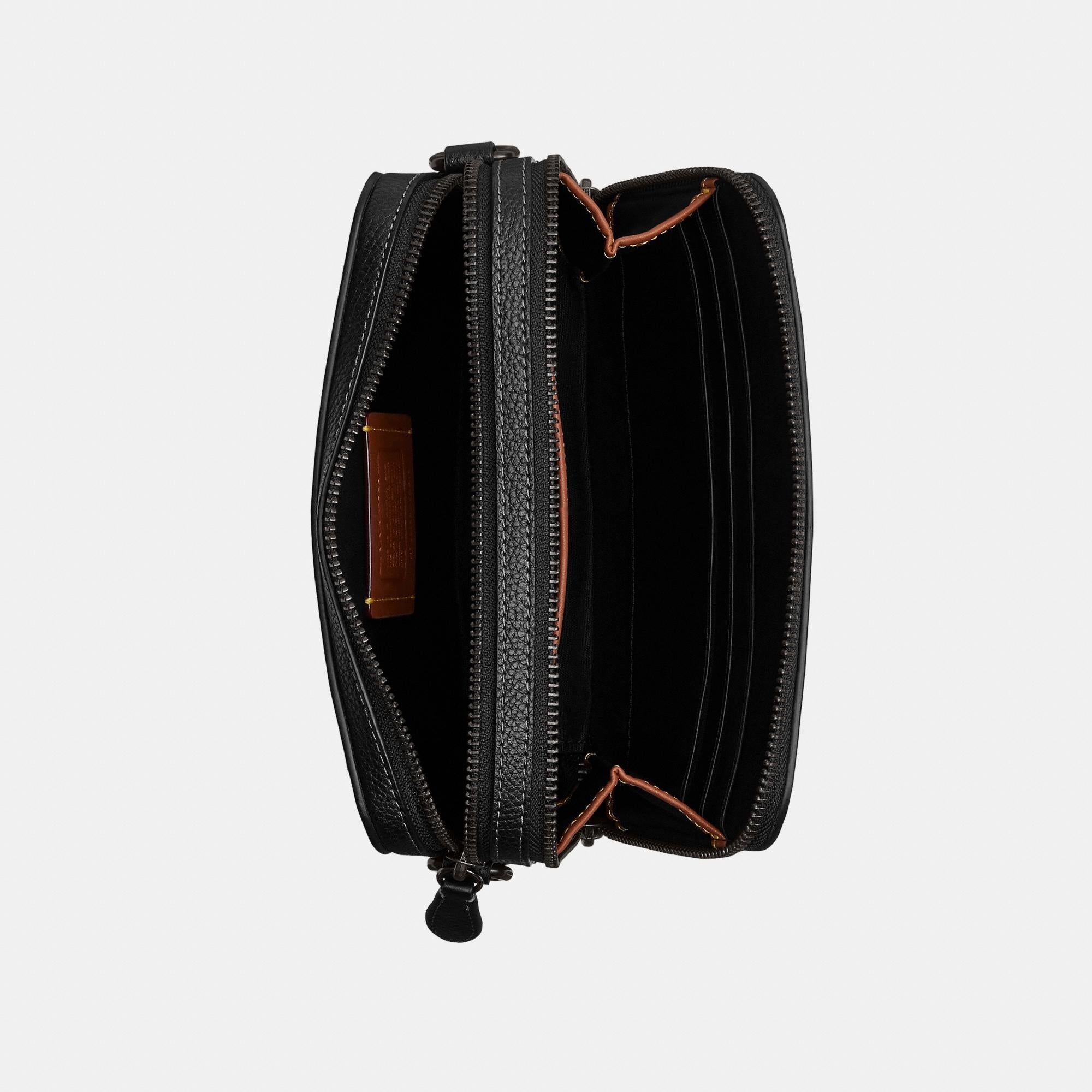 CBG19-Charter Crossbody Bag 19 In Maxi Signature Leather-Black