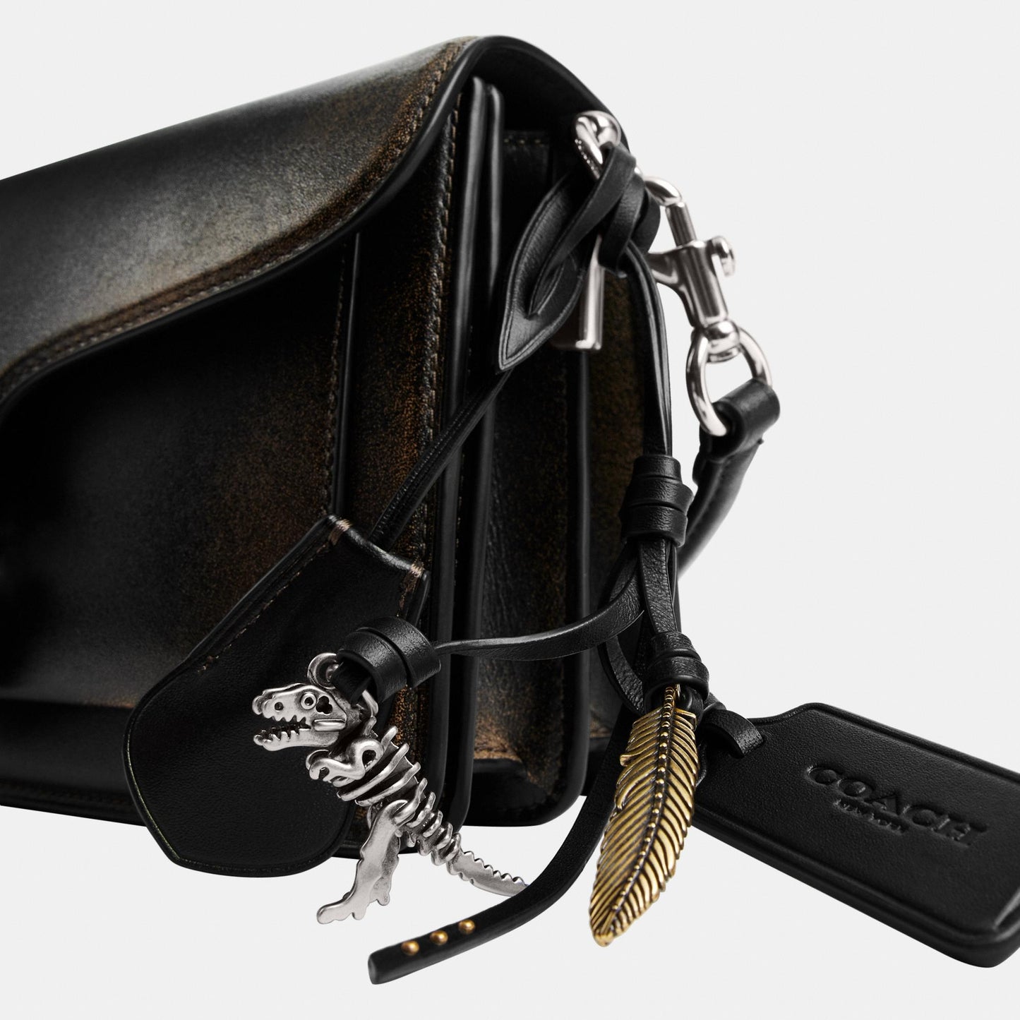 Tabby Shoulder Bag 26 In Loved Leather