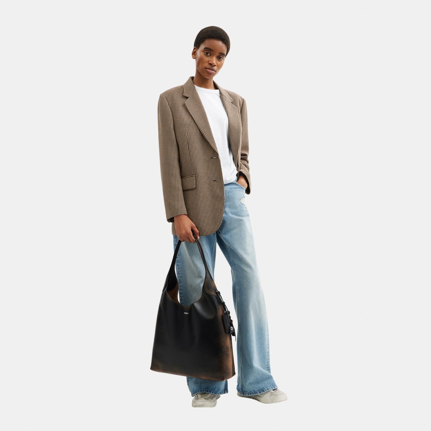 Brooklyn Shoulder Bag 39 In Loved Leather