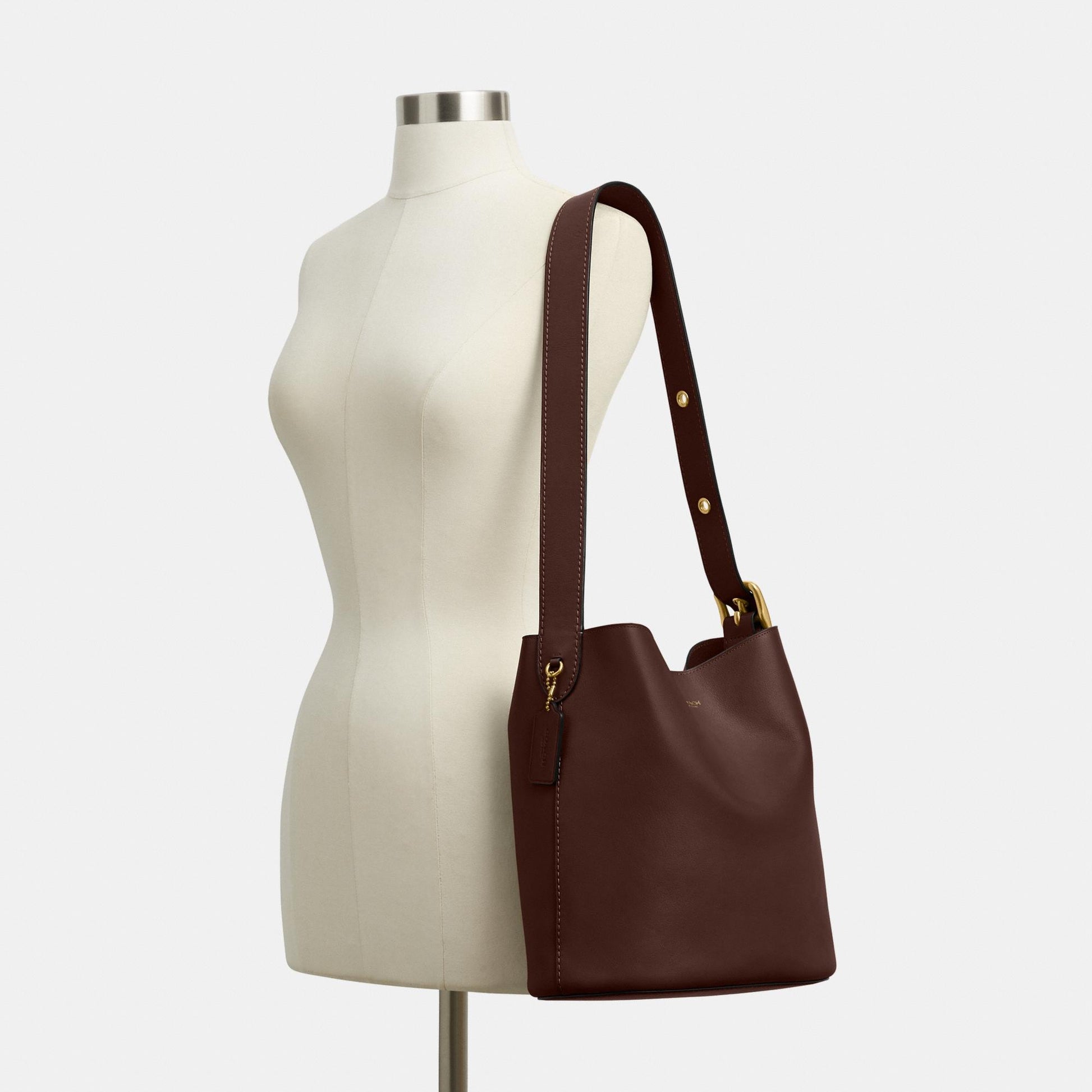 CCC23-Bleecker Bucket Bag-B4/Maple
