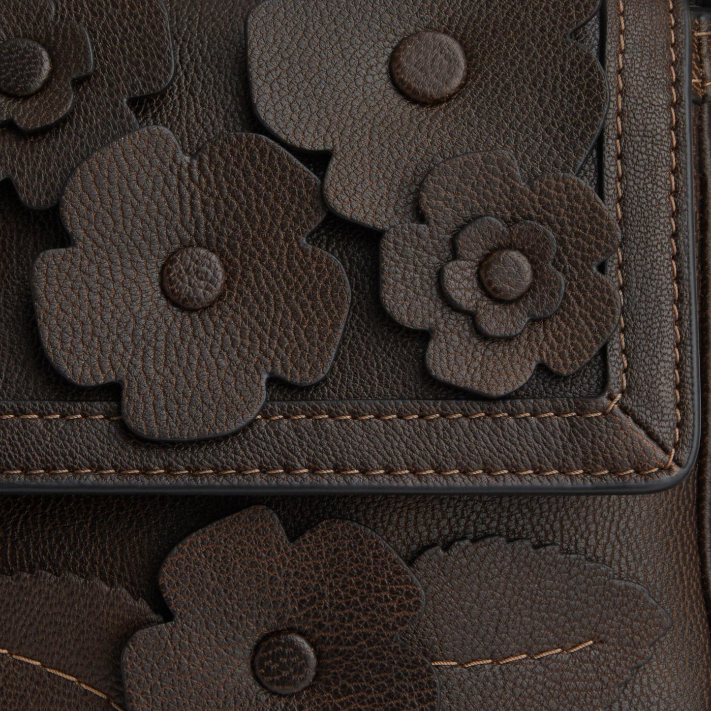 CDY43-Etta Small Flap Shoulder Bag in Floral Applique-Im/Maple