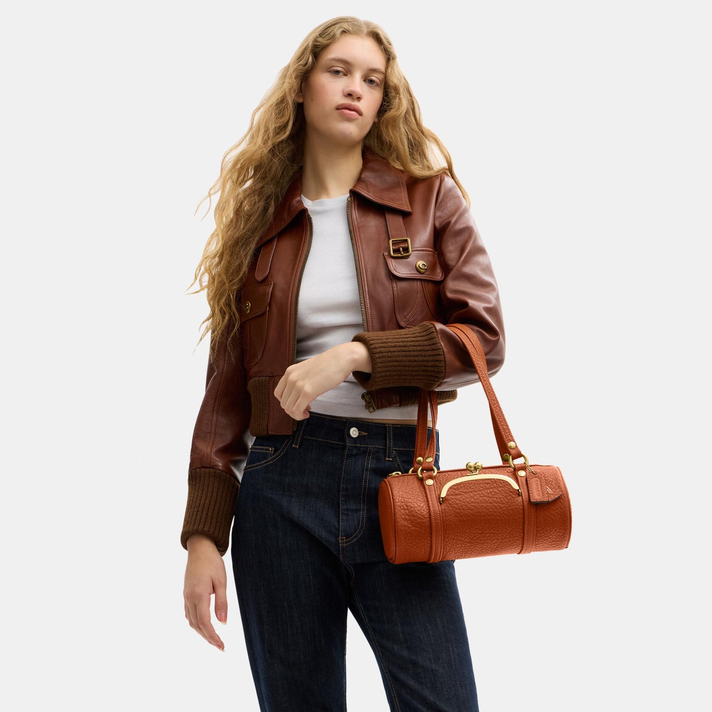 CEM05-The Coach Originals Textured Pebble Leather Kisslock Barrel Bag 28-B4/Amber Brown